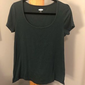 Black Old Navy Scoop Neck T-Shirt Size L